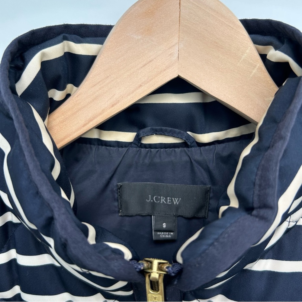 J. Crew Excursion Vest - image 6
